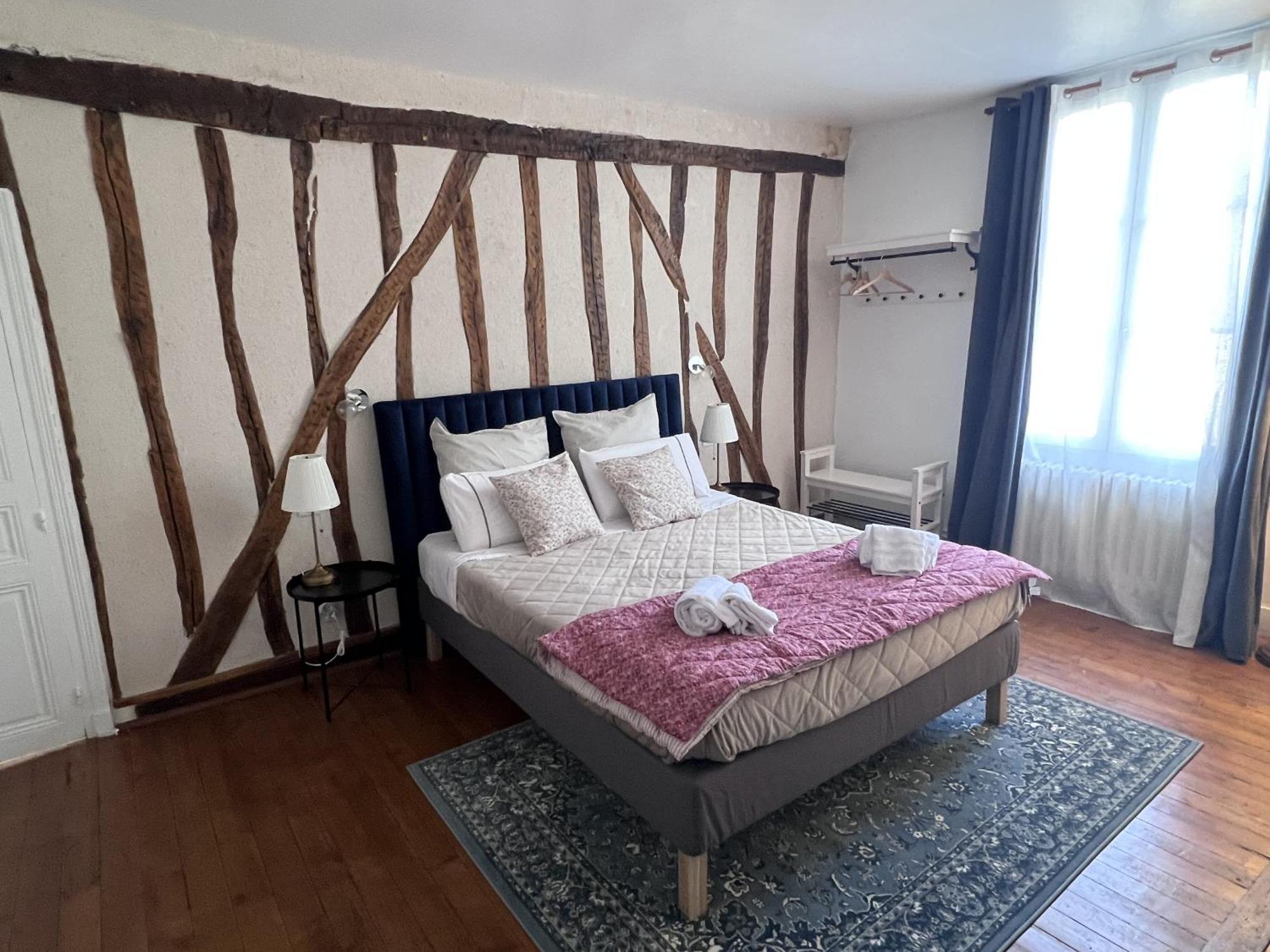 Maison Pol Amboise Bed & Breakfast Стая снимка